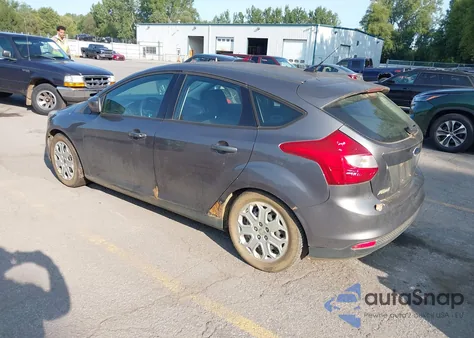 2012 Ford Focus Se z USA, uszkodzony, nr VIN 1FAHP3K29CL242079